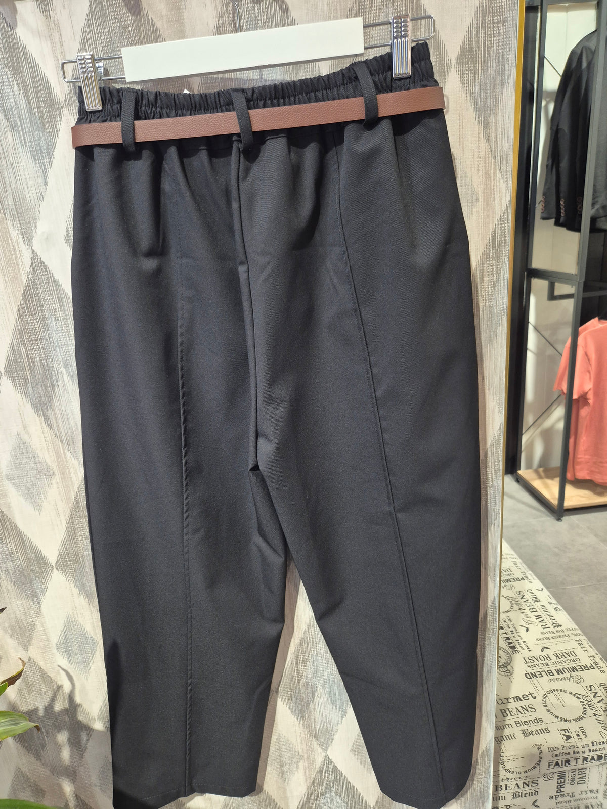 Pantalón cropped