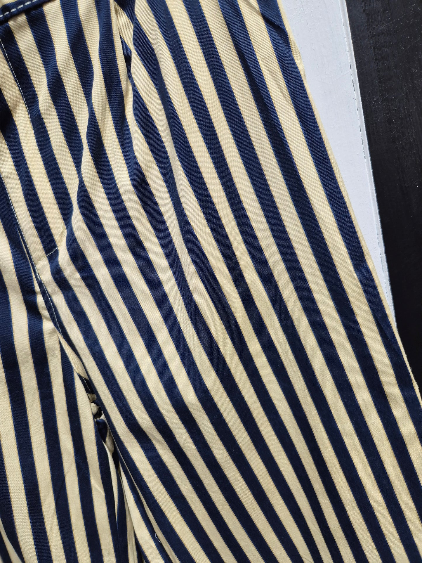 Pantalón de rayas