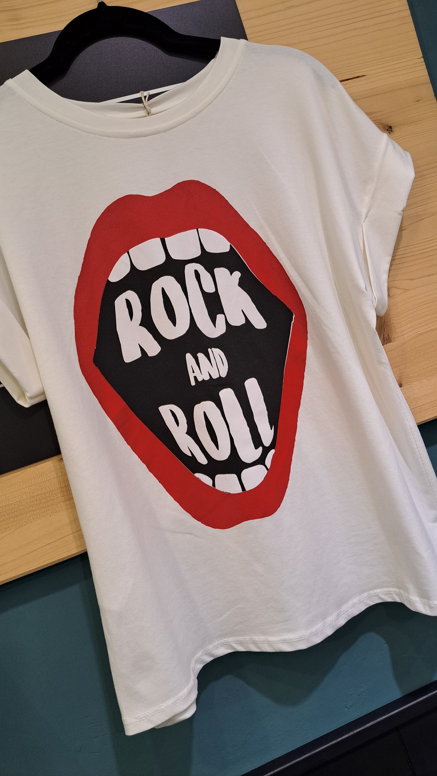 Camiseta rock and roll