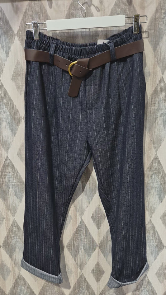 Pantalón de rayas
