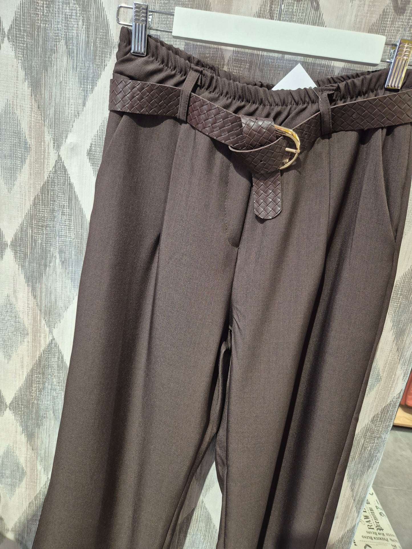 Pantalón cropped