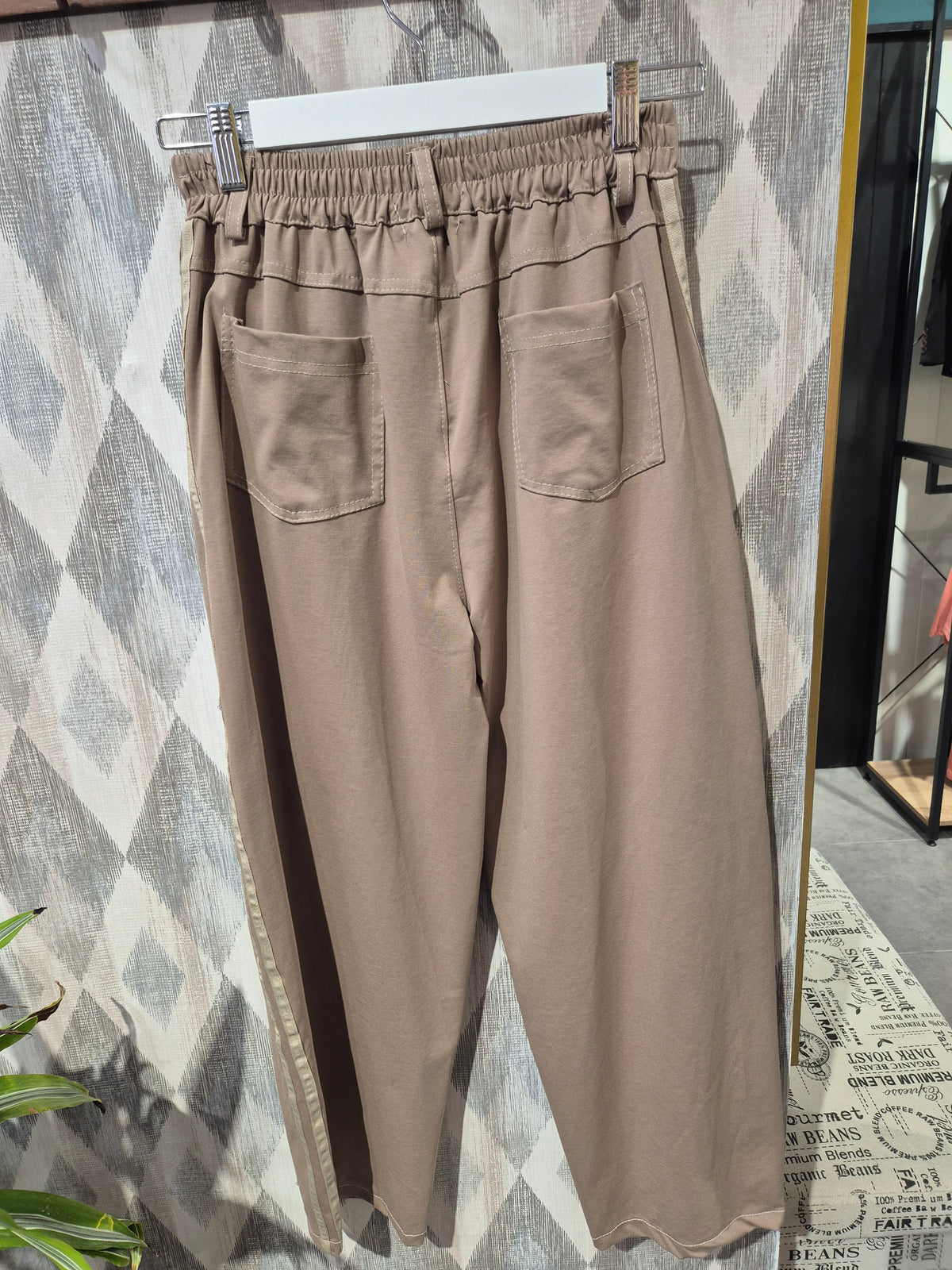 Pantalón baggy