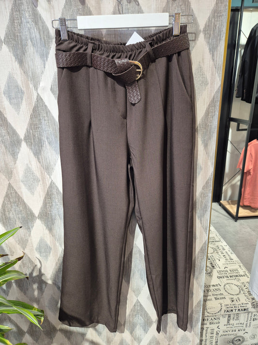 Pantalón cropped