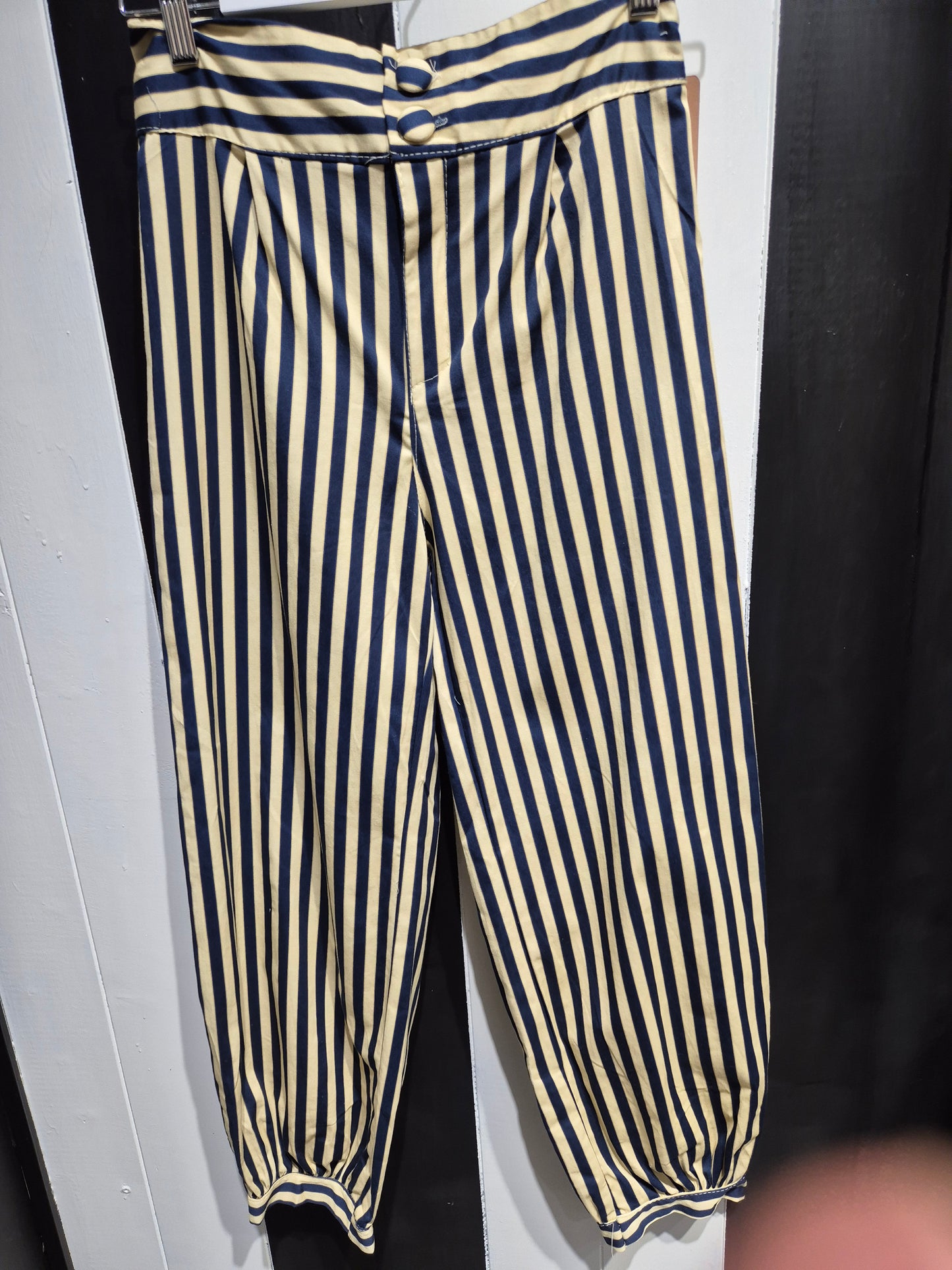 Pantalón de rayas