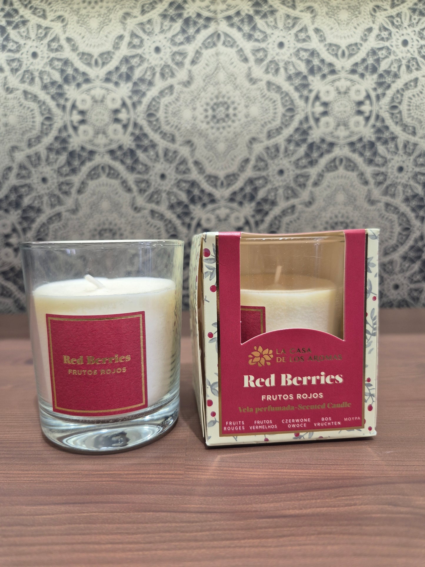 Vela frutos rojos
