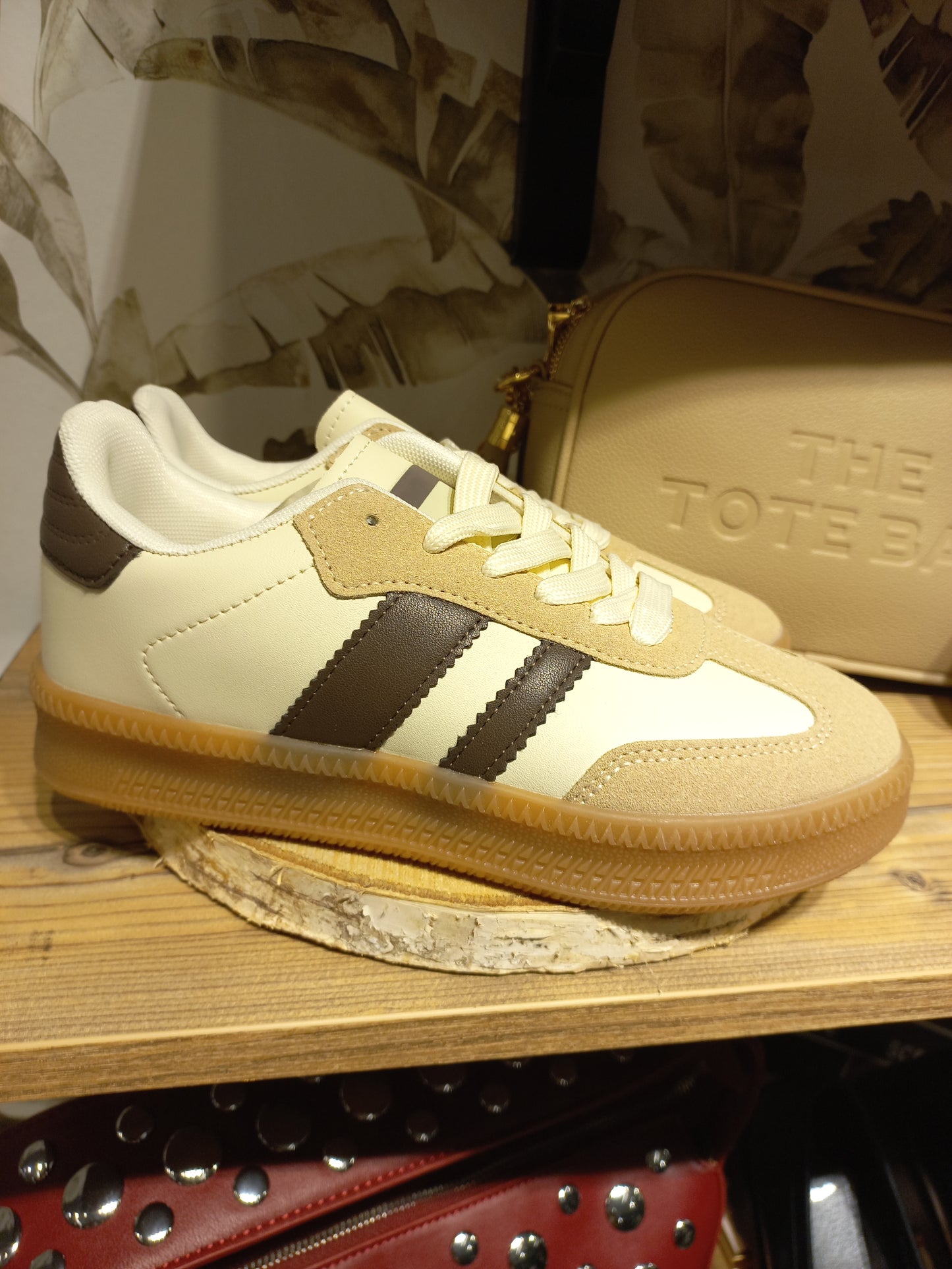 Zapatilla Retro