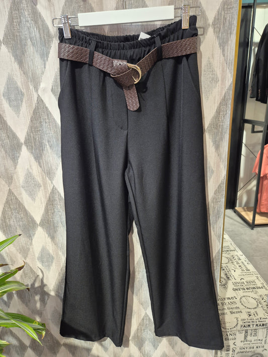 Pantalón cropped