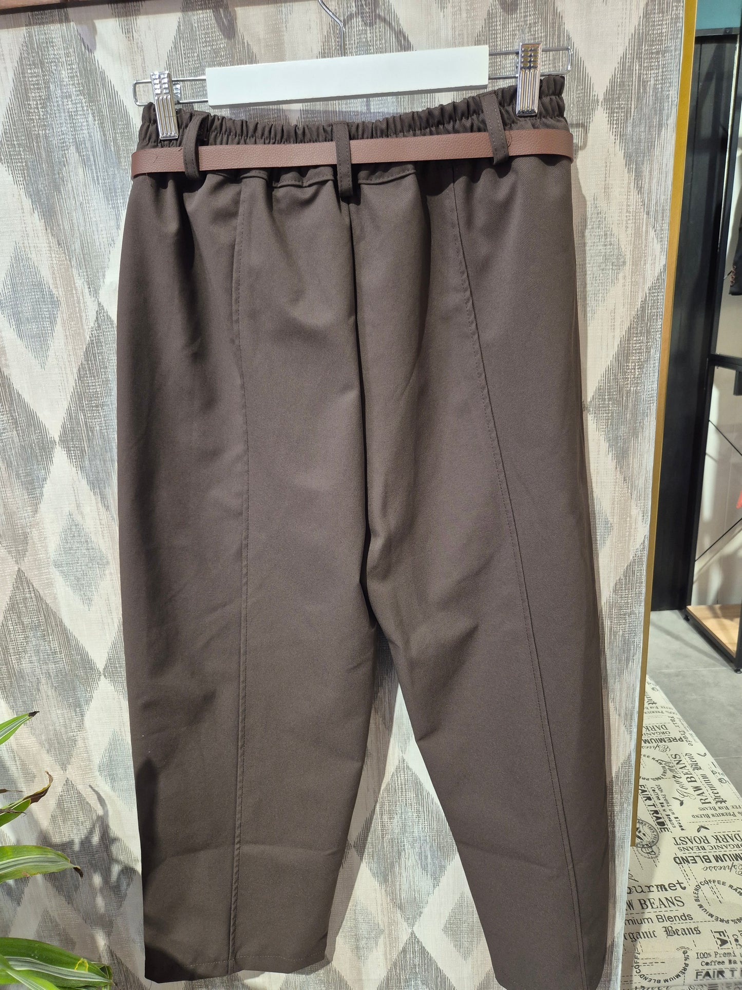 Pantalón cropped