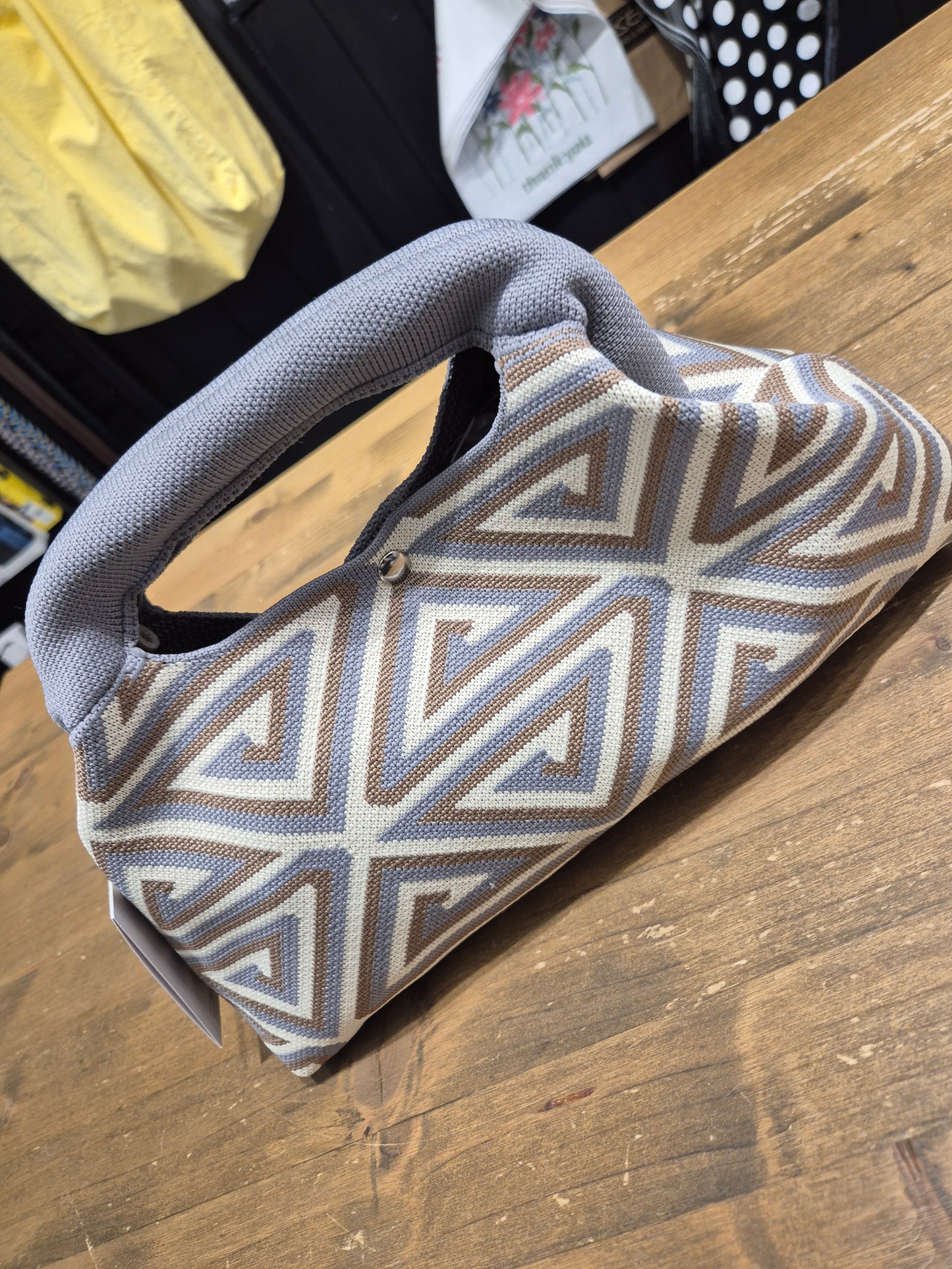 Bolso B23
