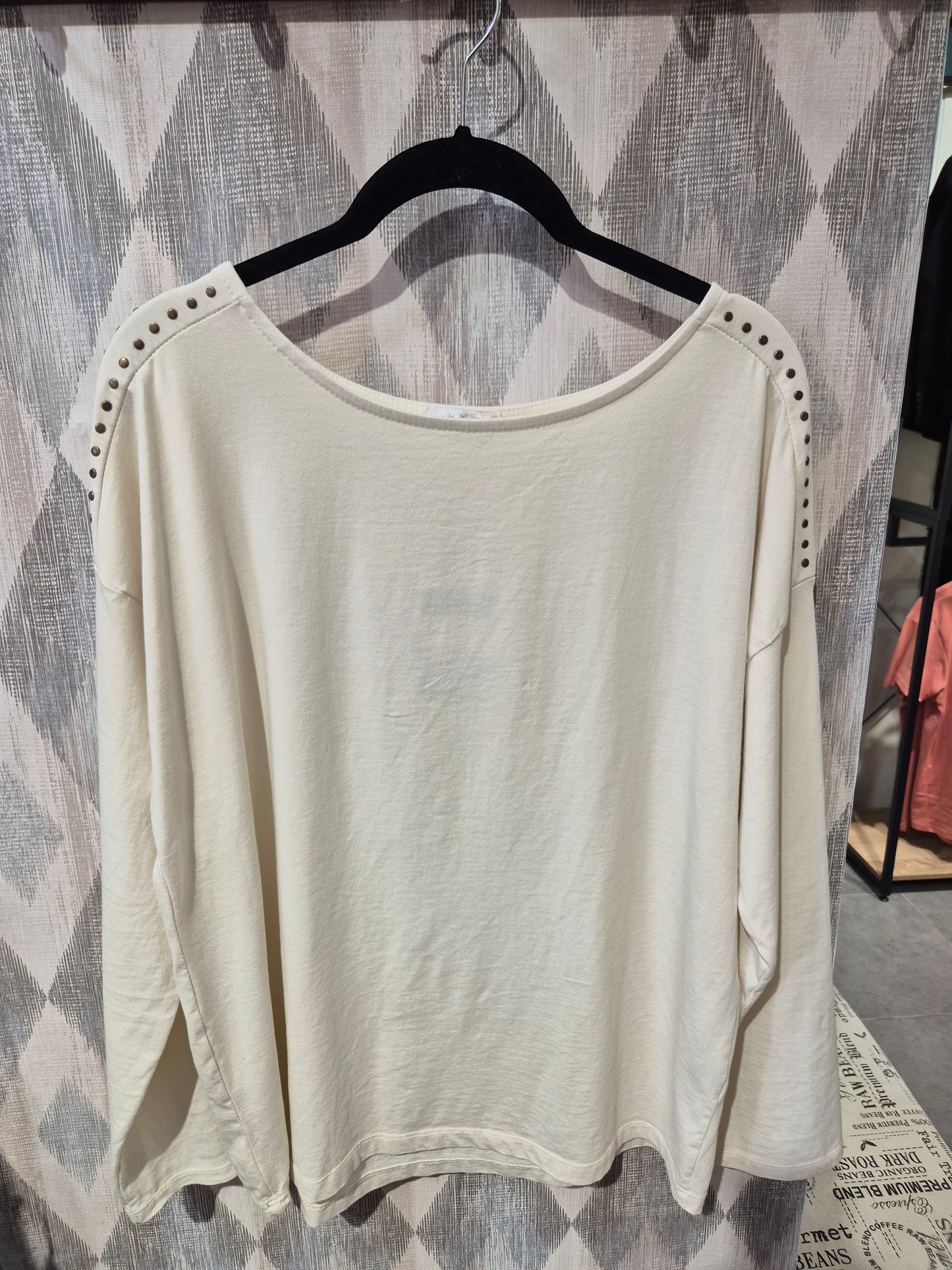 Camiseta tachas