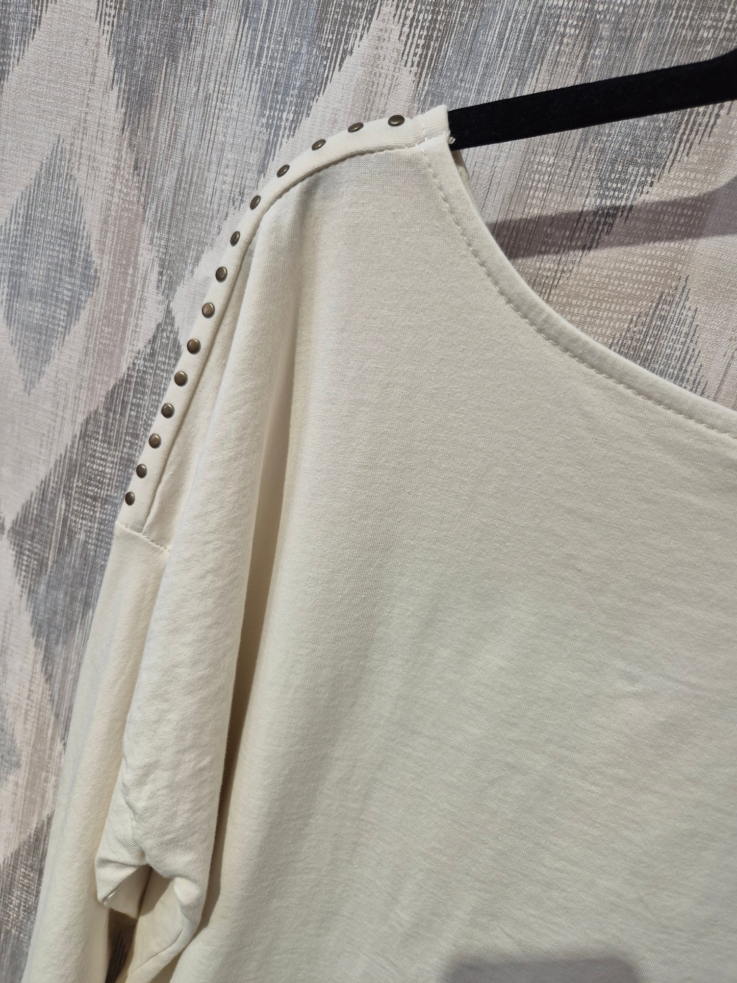 Camiseta tachas