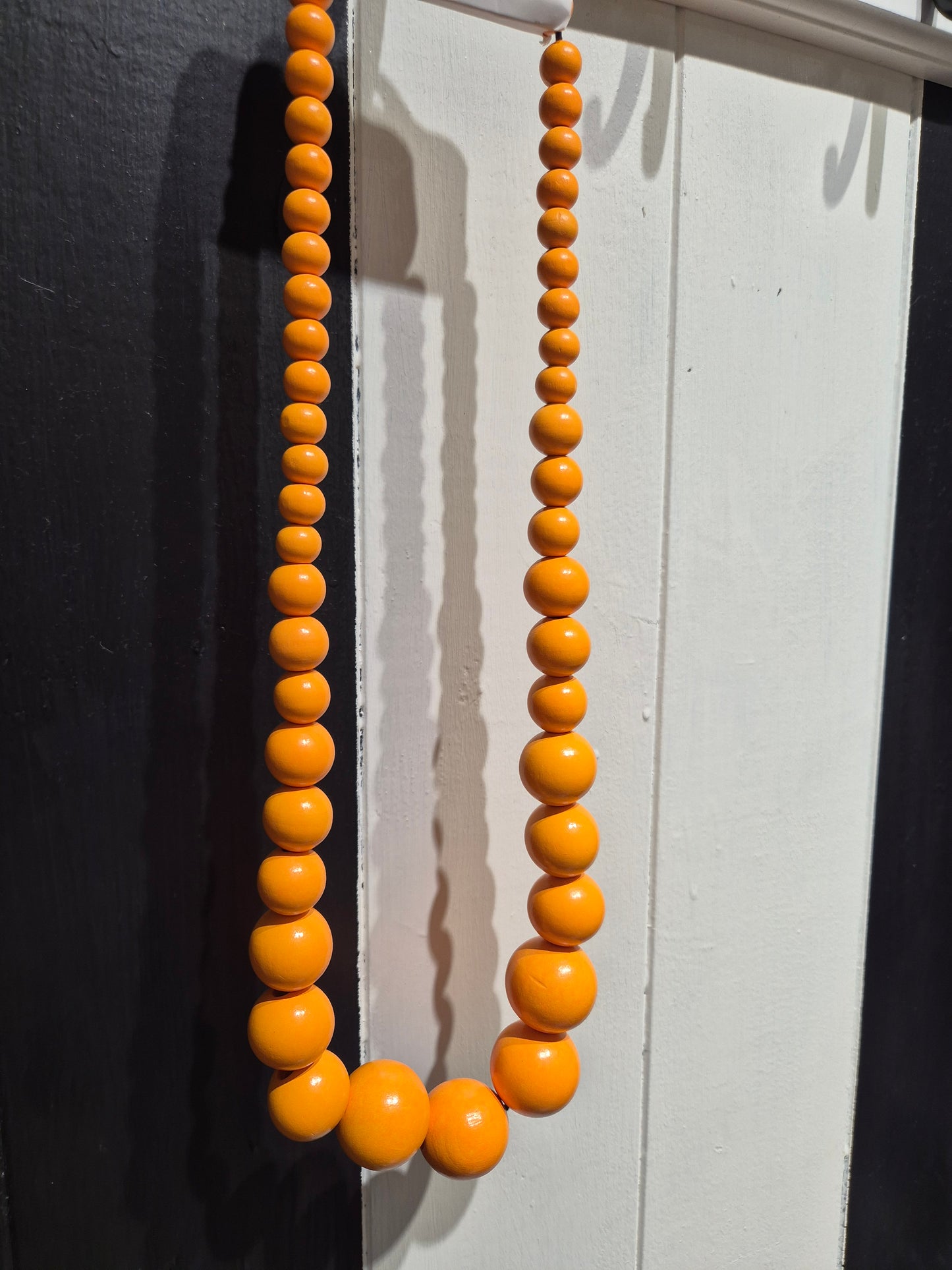 Collar naranja
