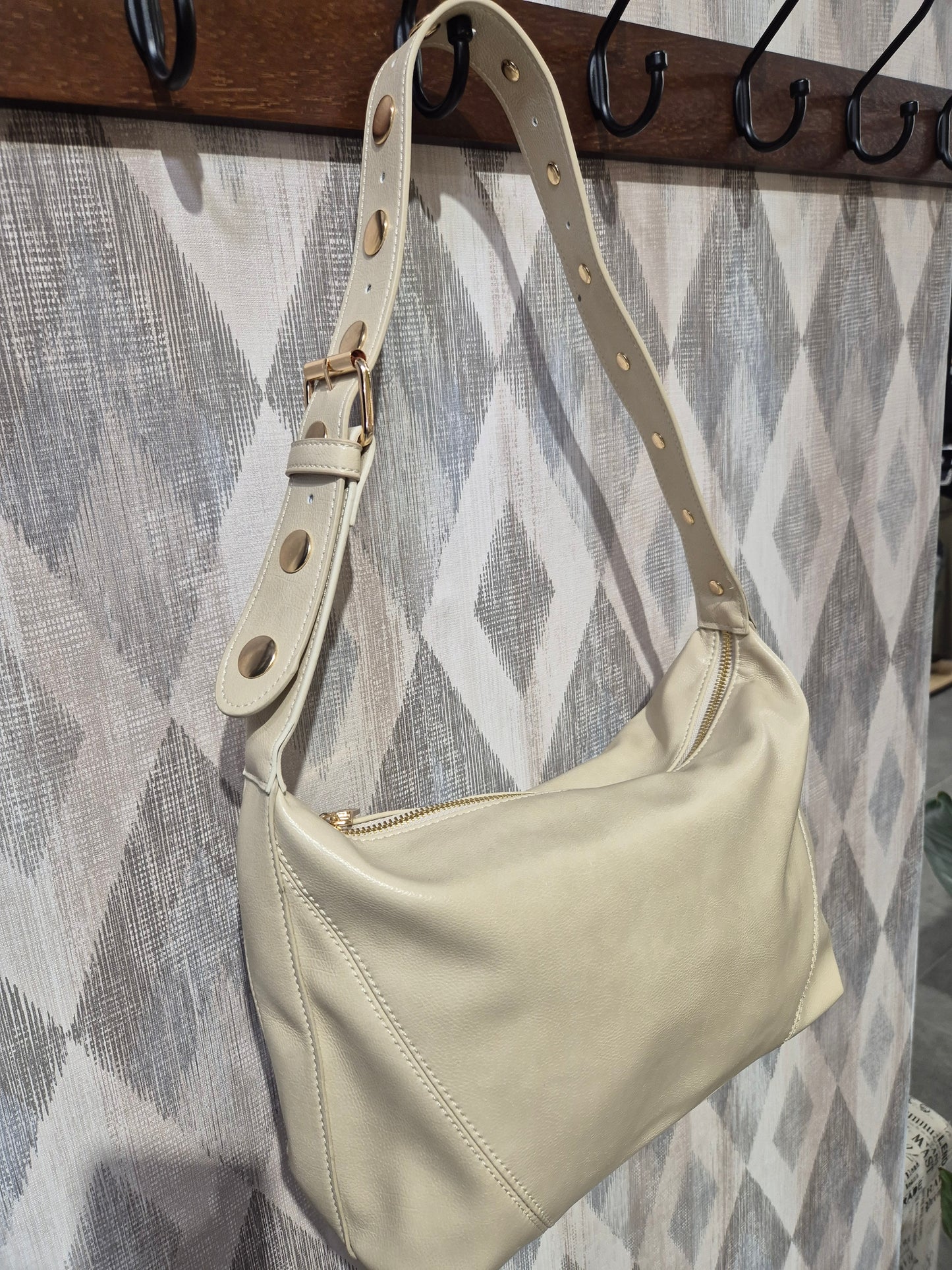 Bolso tachas