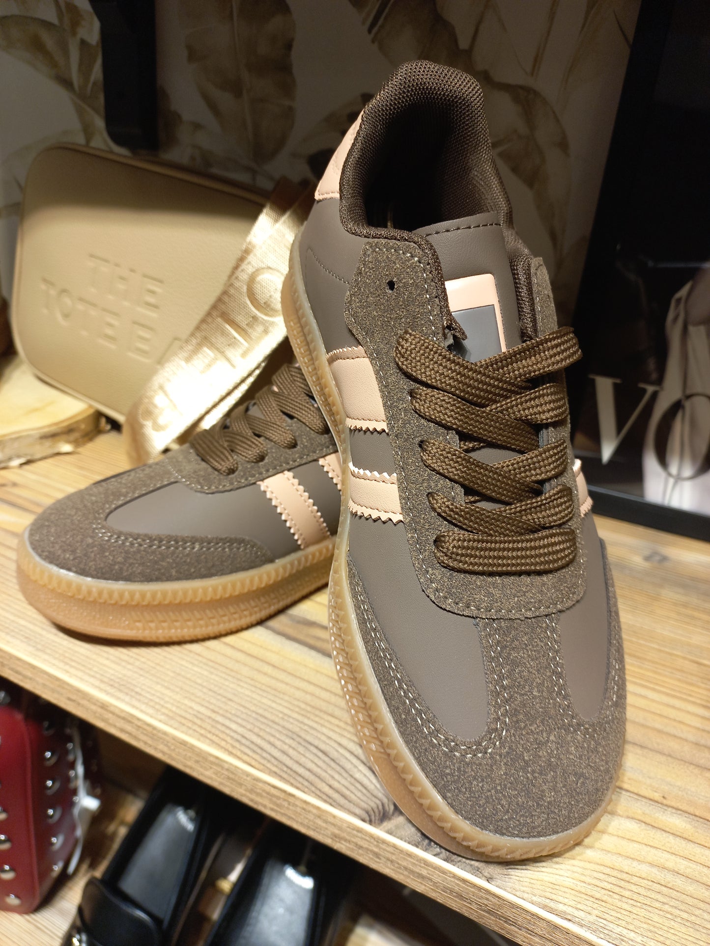 Zapatilla Retro